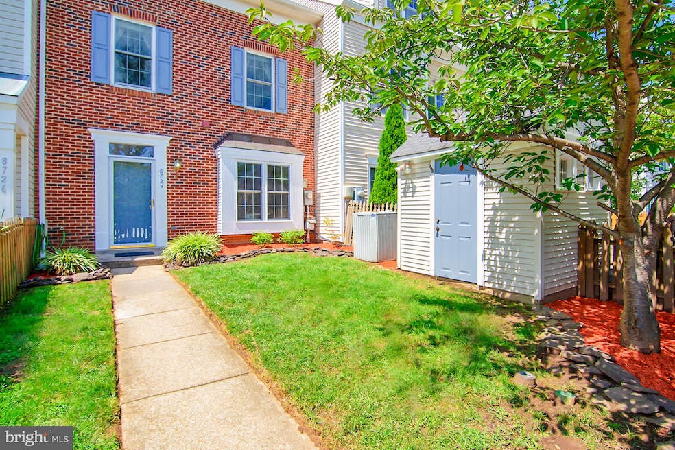8724 Green Field Ct, Odenton, MD 21113 - photo 1