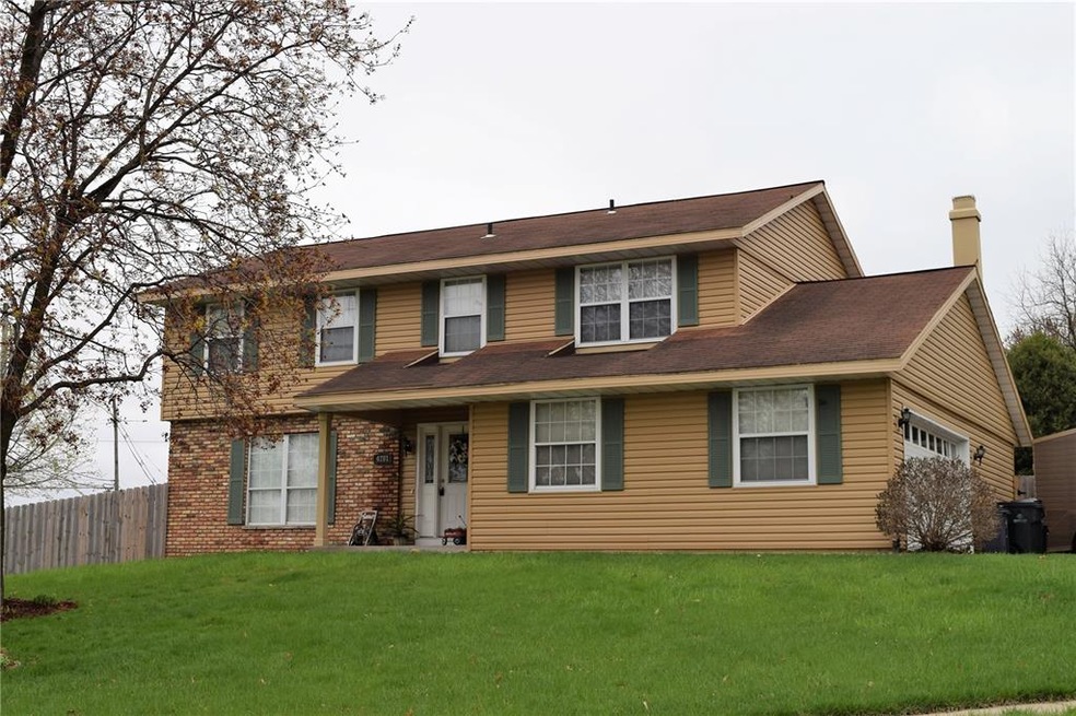 4201 Orchard Dr NW, Cedar Rapids, IA 52405 - photo 1