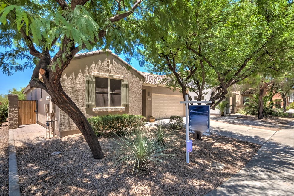 3712 E Sebastian Ln-3