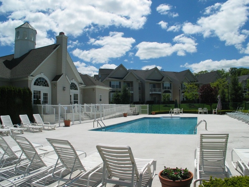 275 Winthrop Dr, Butler, NJ 07405 - photo 1