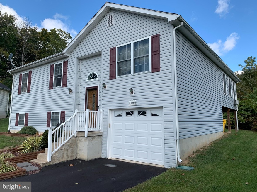 120 Orion Place, Martinsburg, WV 25404 - photo 1
