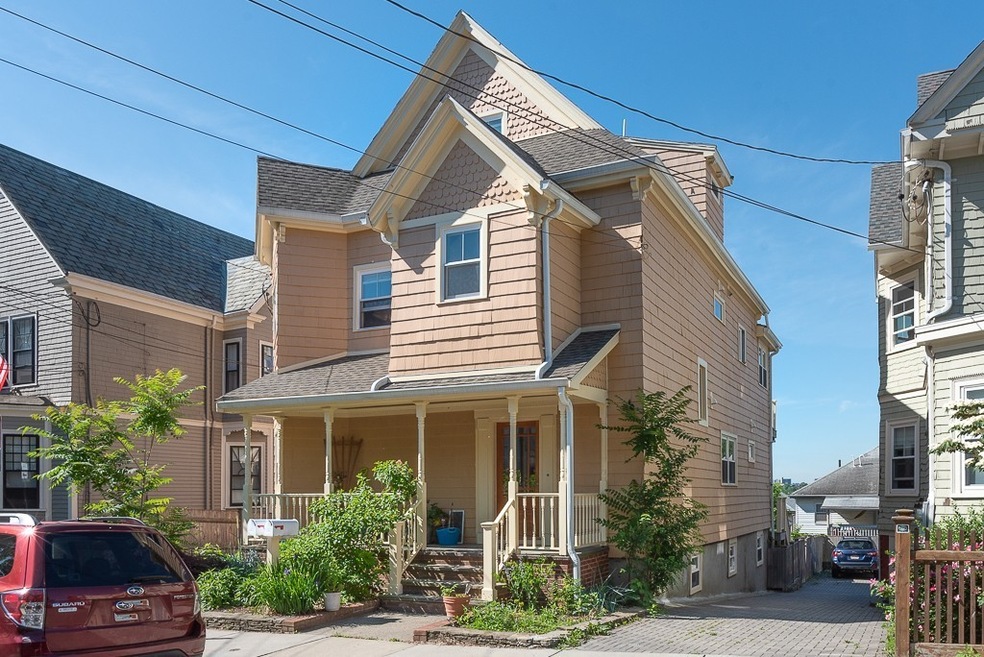 9 Greene St unit 1, Somerville, MA 02143 - photo 1