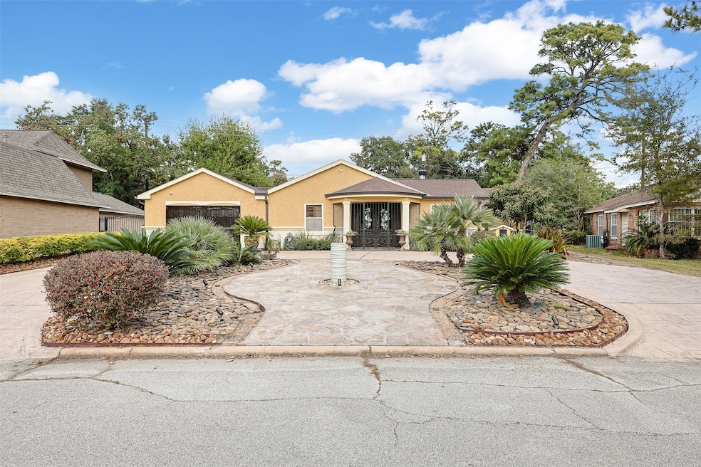 3543 Rosedale St, Houston, TX 77004 - photo 1