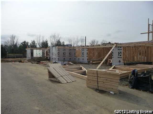 10702 Glenmary Springs Dr, Louisville, KY 40291 - photo 1