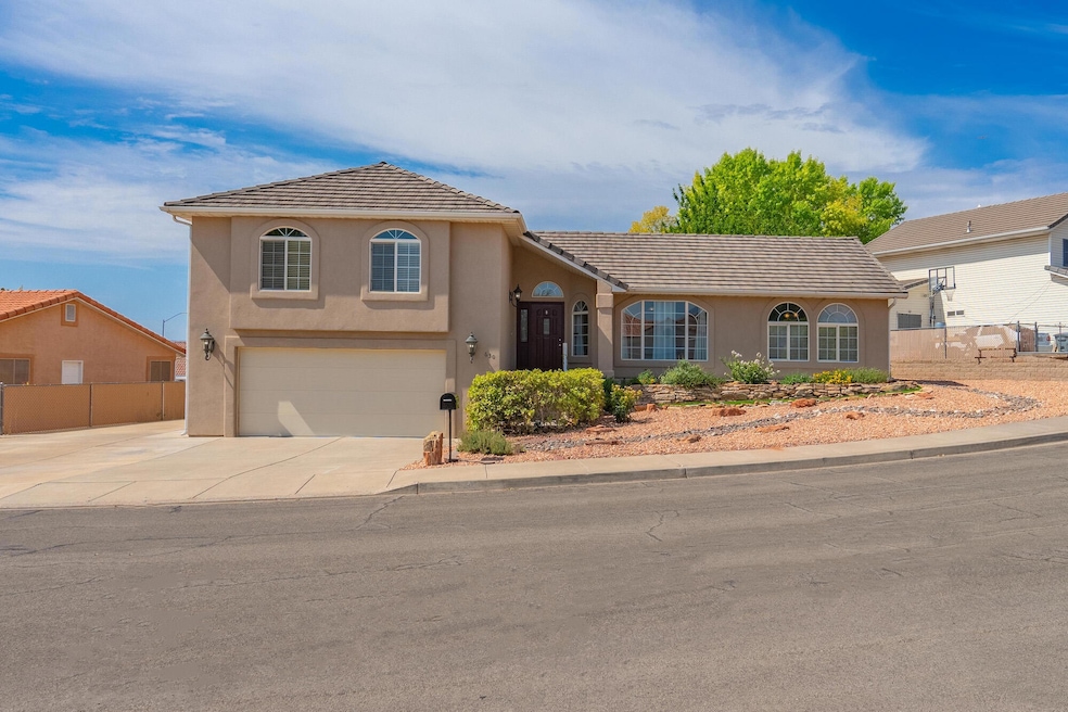 630 Spring Cir-002