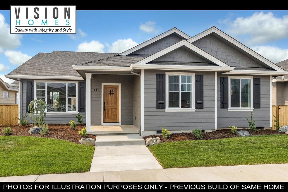 421 Castle Rock Dr, Central Point, OR 97502 - photo 1