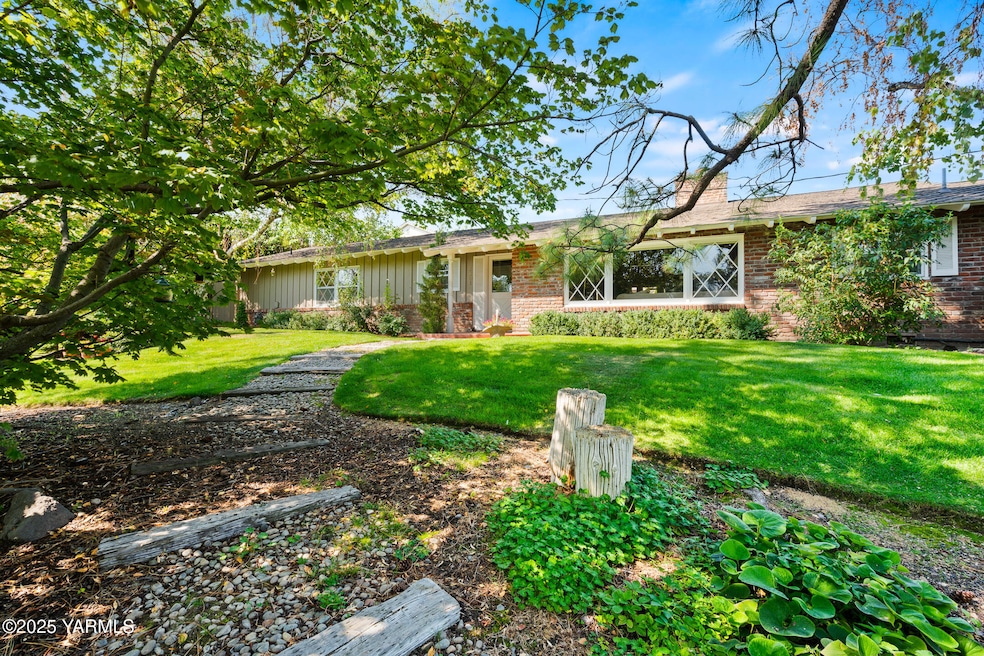 For Sale $670,000