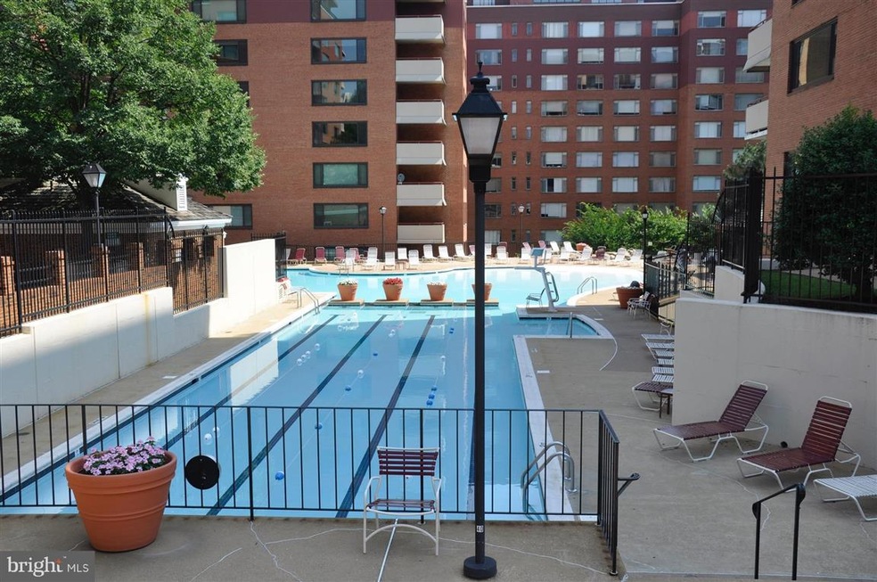 1121 Arlington Blvd unit 546, Arlington, VA 22209 - photo 1