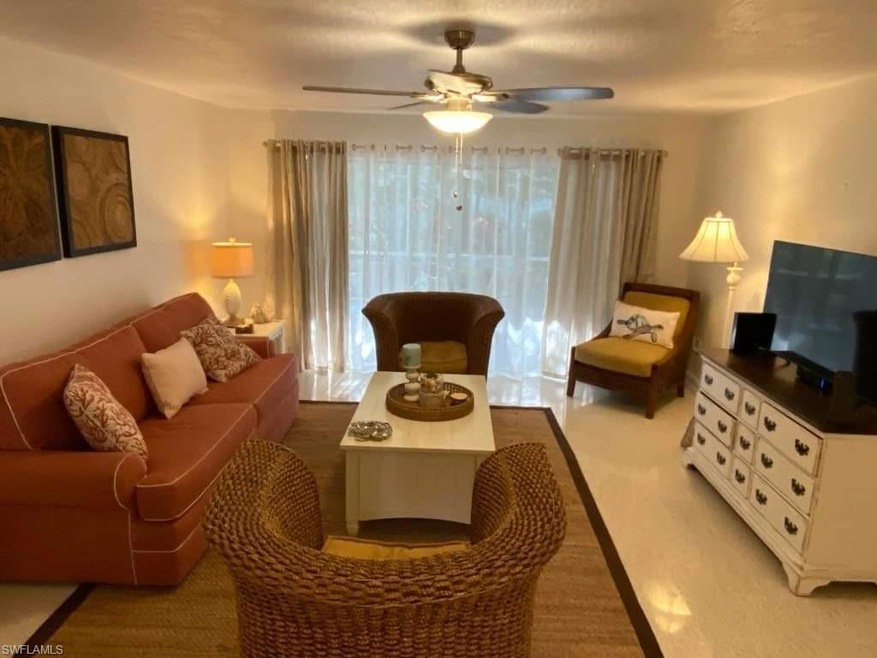 LIVING ROOM, WIFI AND WATER INCLUDED WITH RENT