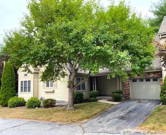 beautiful end unit with attached garage