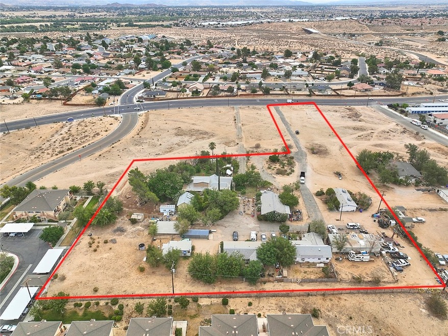 13950 Hesperia Rd, Victorville, CA 92395 - photo 1