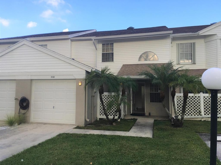 9316 Boca Gardens Pkwy unit B, Boca Raton, FL 33496 - photo 1