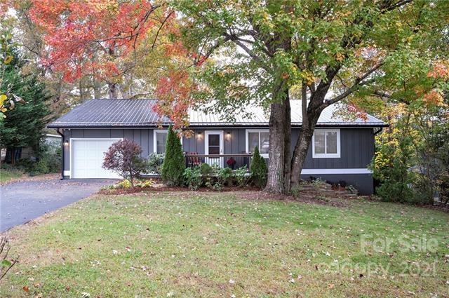 Beautifully Updated Home in a Convenient South Ash