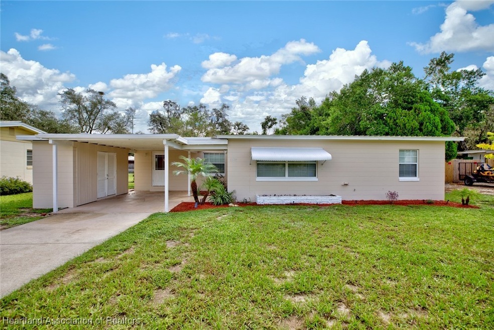 1539 Hitakee Ave, Sebring, FL 33870 - photo 1