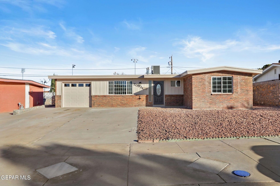 2052 Solano Dr, El Paso, TX 79935 - photo 1