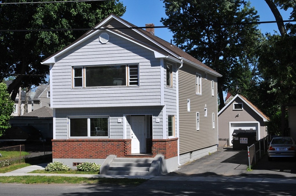 47 Worcester St, West Springfield, MA 01089 - photo 1