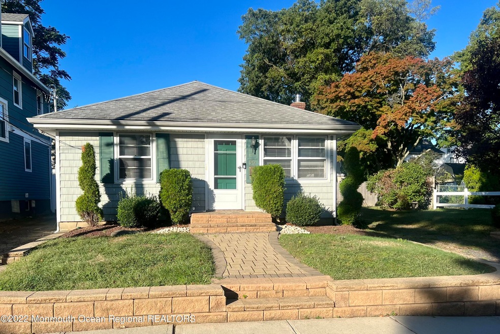 90 Division St, Keyport, NJ 07735 - photo 1