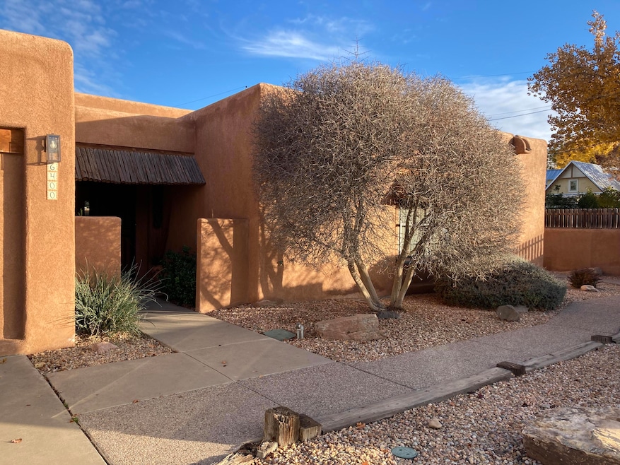 6400 Guadalupe Place NW, Los Ranchos, NM 87107 - photo 1