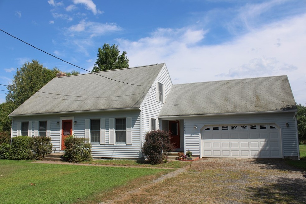 180 Hadley Rd, Sunderland, MA 01375 - photo 1