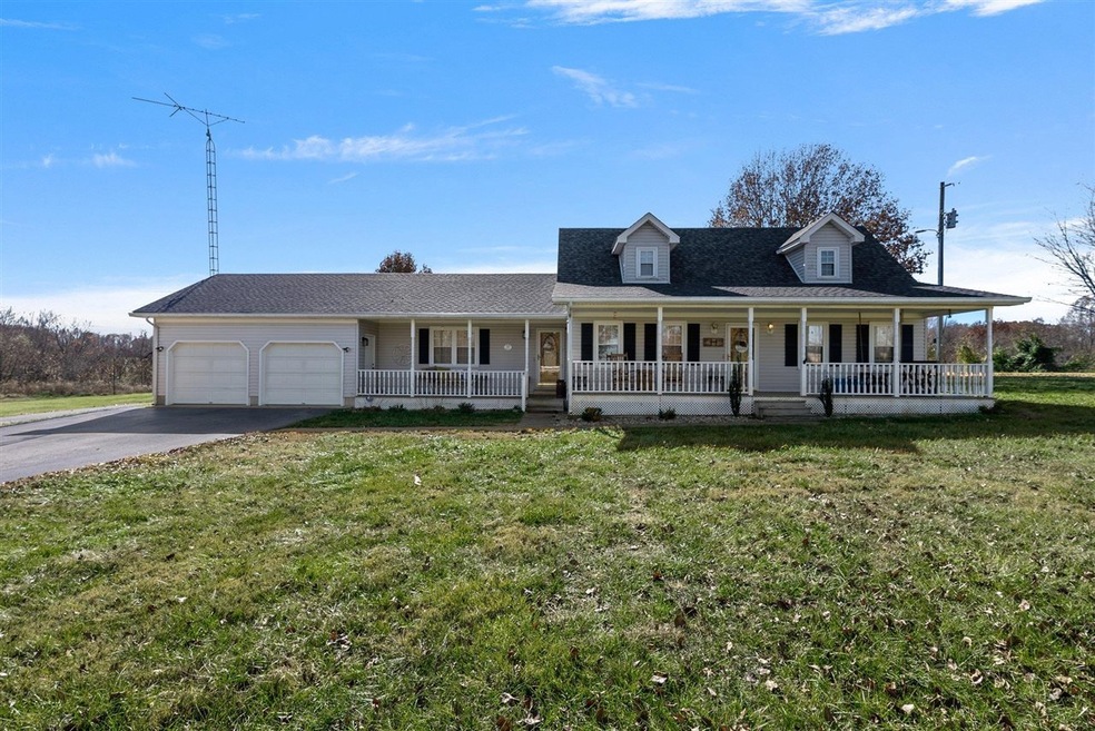 983 Apple Grove Rd, Smiths Grove, KY 42171 | MLS# RA20240393 | Homes.com