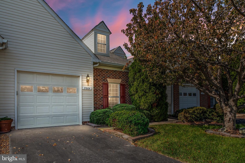 7004 Indian Spring Ln, Fredericksburg, VA 22407 - photo 1