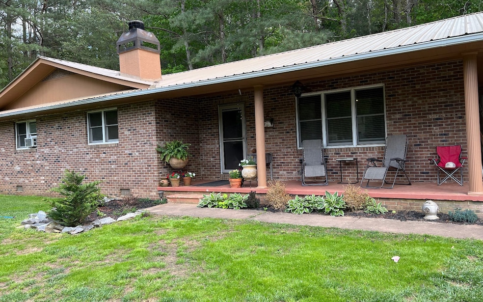 170 Crest Trl, Copperhill, TN 37317 For Sale