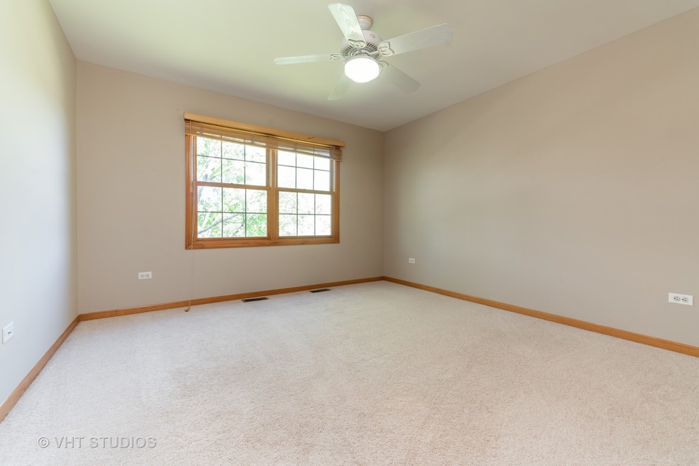 317 Prairieview Dr, Oswego, IL 60543 - photo 1