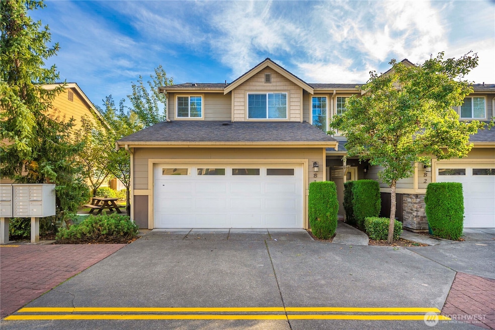 10715 SE 242nd St unit B1, Kent, WA 98030 - photo 1