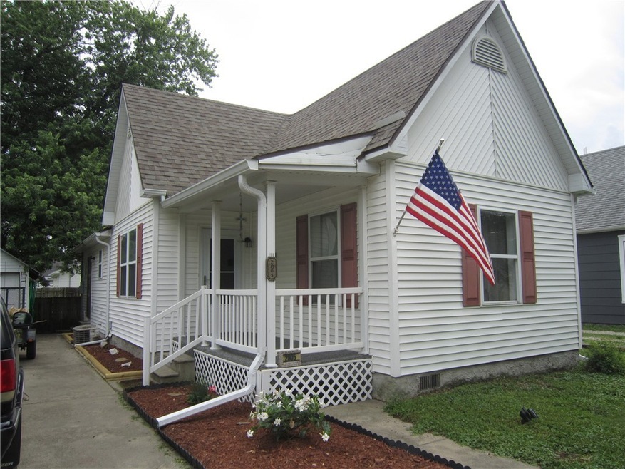 2805 Champaign Ave, Mattoon, IL 61938 - photo 1