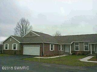 1377VillageCir 001