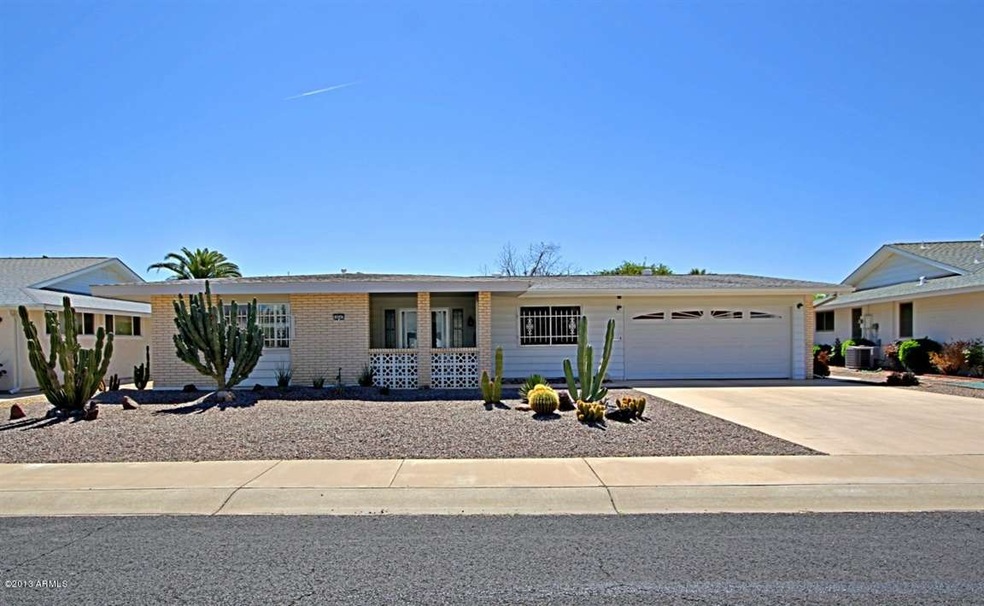 10547 W Mission Ln, Sun City, AZ 85351 - photo 1