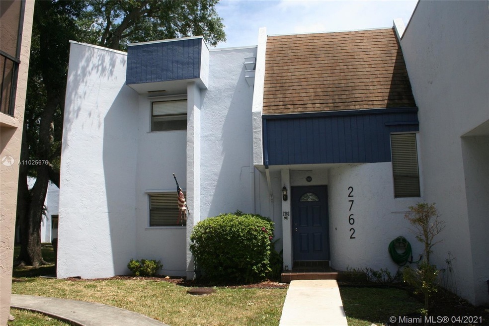 2762 S University Dr unit 9D, Davie, FL 33328 - photo 1