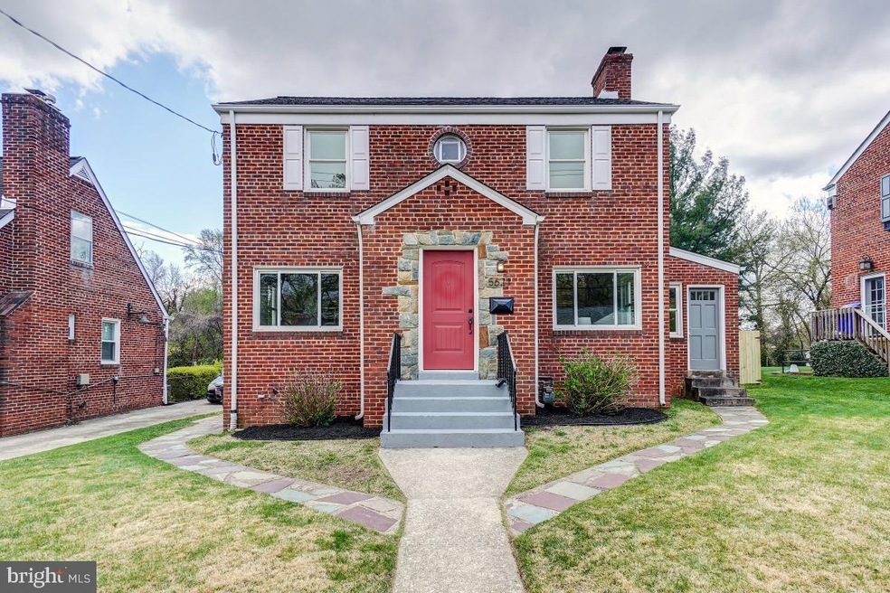 5621 Greenleaf Rd, Cheverly, MD 20785 - photo 1