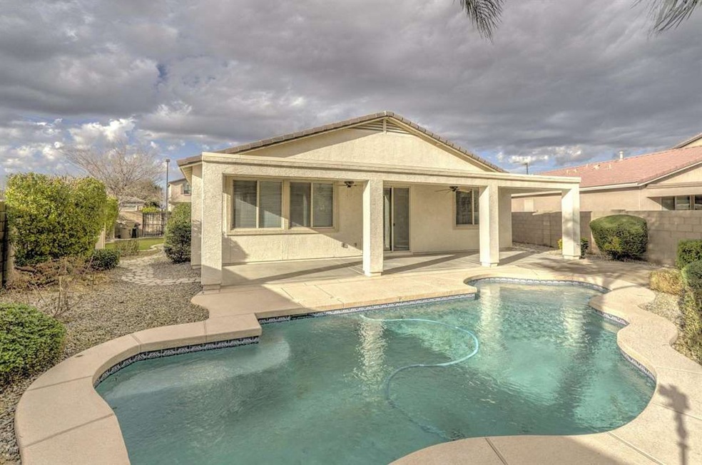 17671 W Lilac St-23