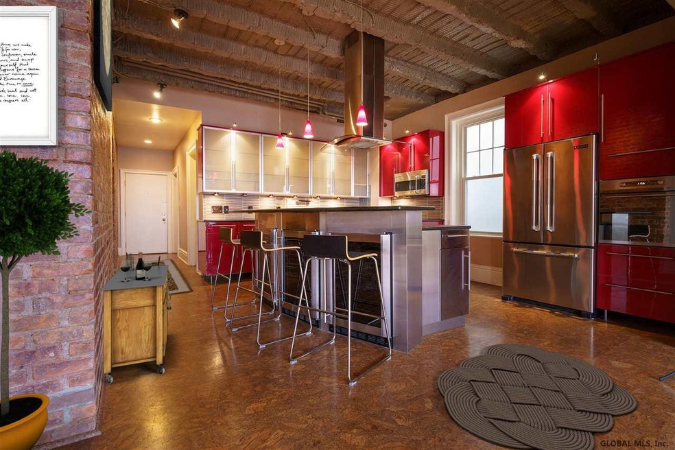 352 State St unit 6A, Albany, NY 12210 - photo 1