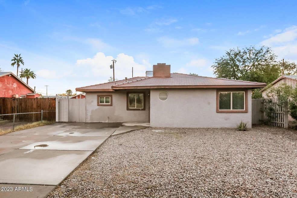 2021 N 17th Place, Phoenix, AZ 85006 - photo 1