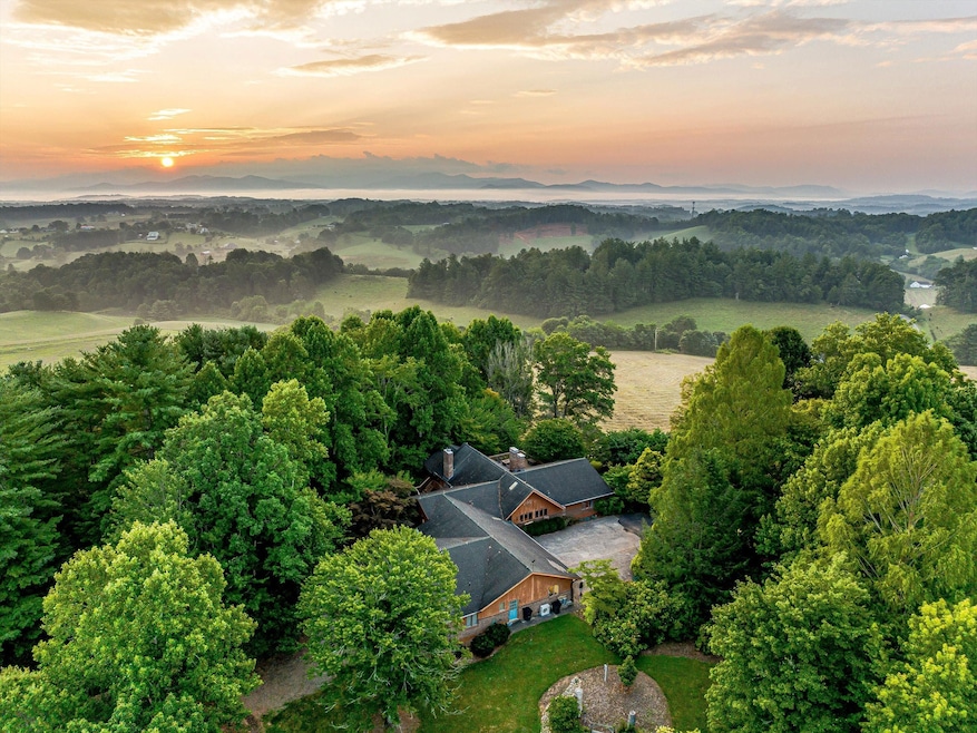 703 Crestview Dr, Leicester, NC 28748 - photo 1