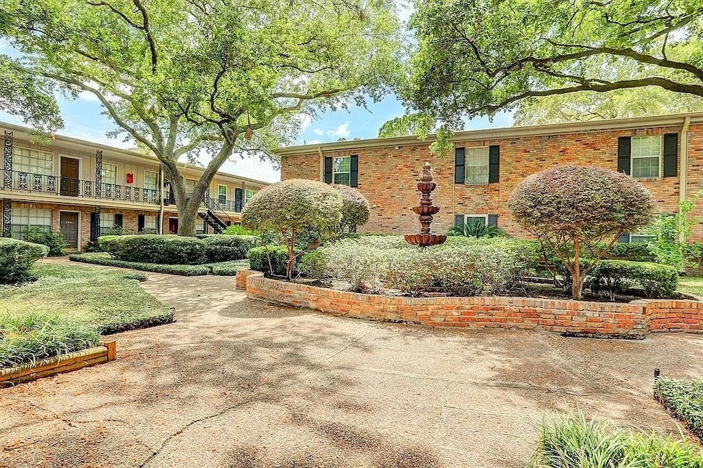 Beautiful Courtyard
