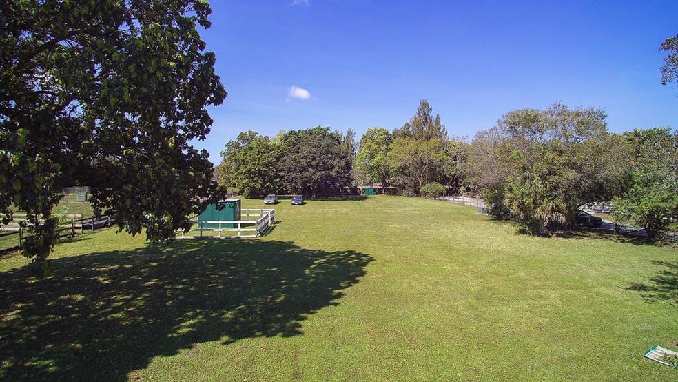 0 SW 17th St unit H10597011, Davie, FL 33325 - photo 1