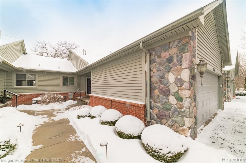 8791 Cedar Ct.jpg