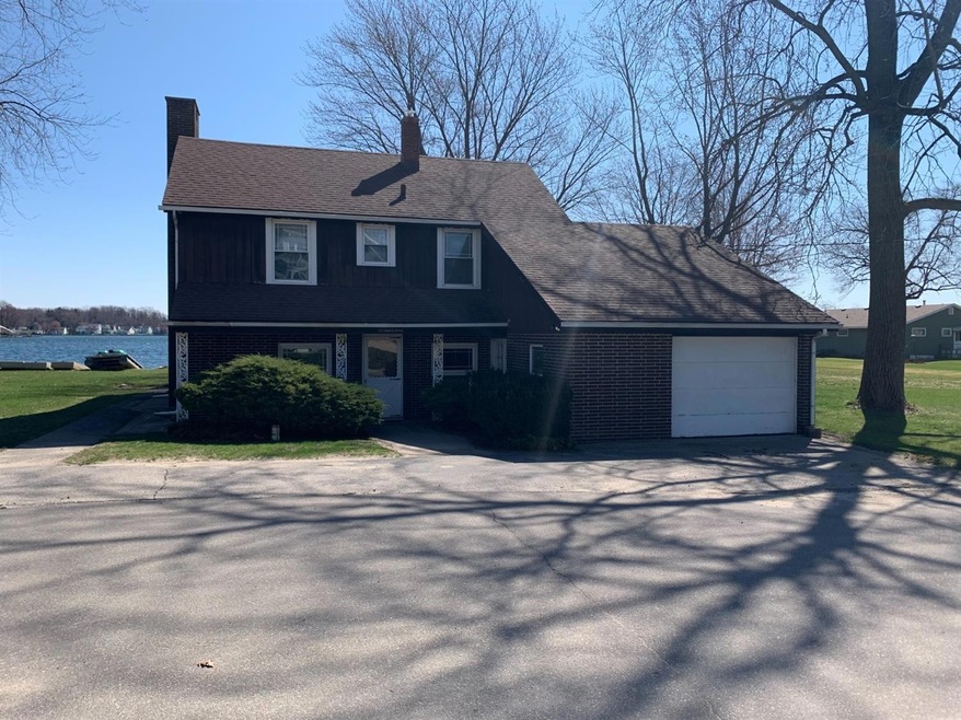 127 Maple Dr, La Porte, IN 46350 - photo 1