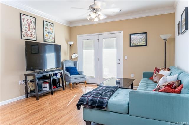 434 Appeldoorn Cir unit 434, Asheville, NC 28803 - photo 1