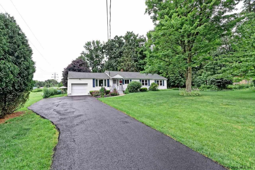 9 Jefferson Ave, Rensselaer, NY 12144 - photo 1