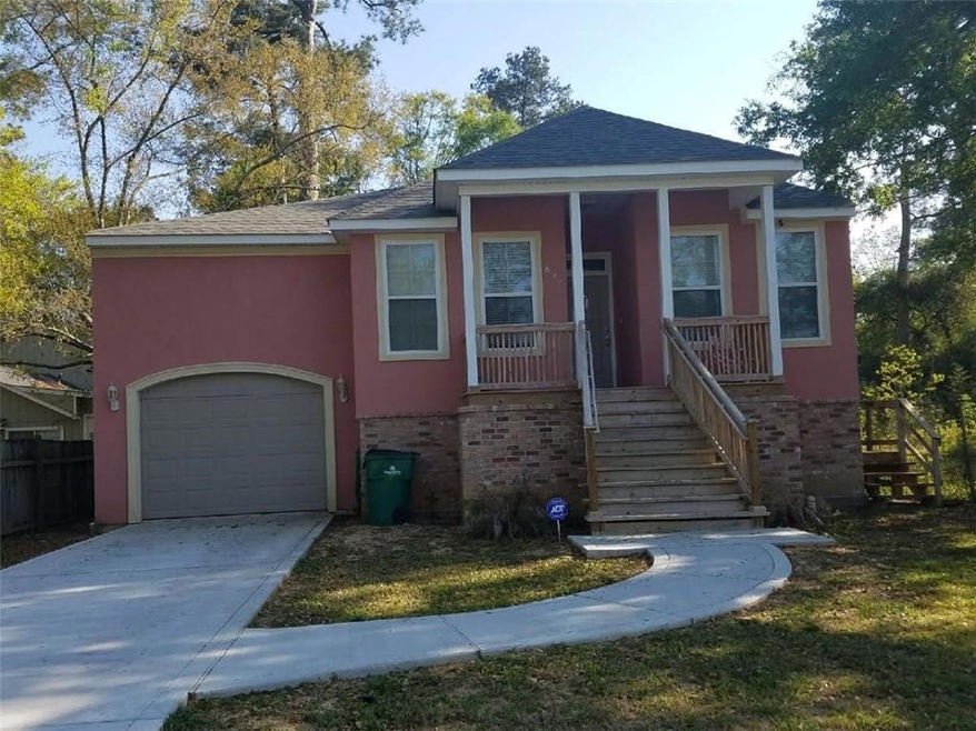 697 Hailey Ave, Slidell, LA 70458 - photo 1