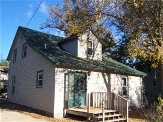 457 9th St, Red Wing, MN 55066 - photo 1