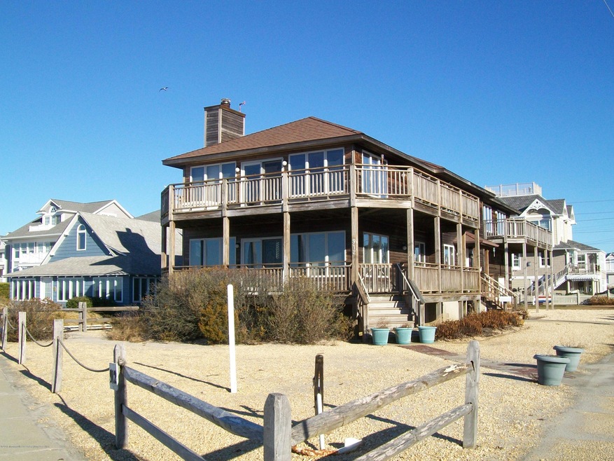 912 S Bayview Ave, Seaside Park, NJ 08752 - photo 1