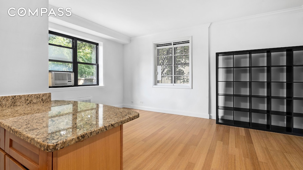 Fort Tryon Gardens unit 2-C, New York, NY 10040 - photo 1