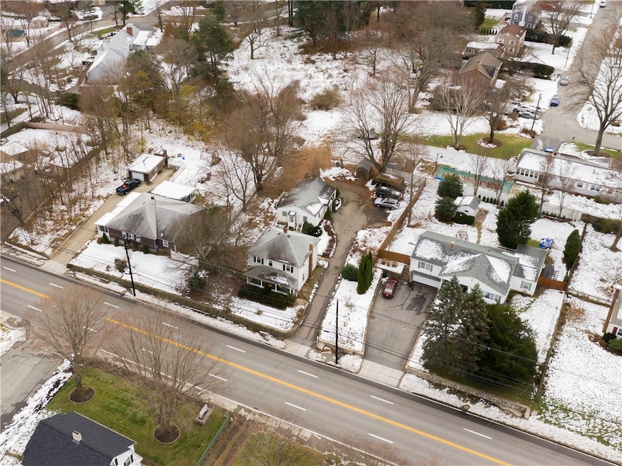 522 Putnam Pike, Greenville, RI 02828 - photo 1