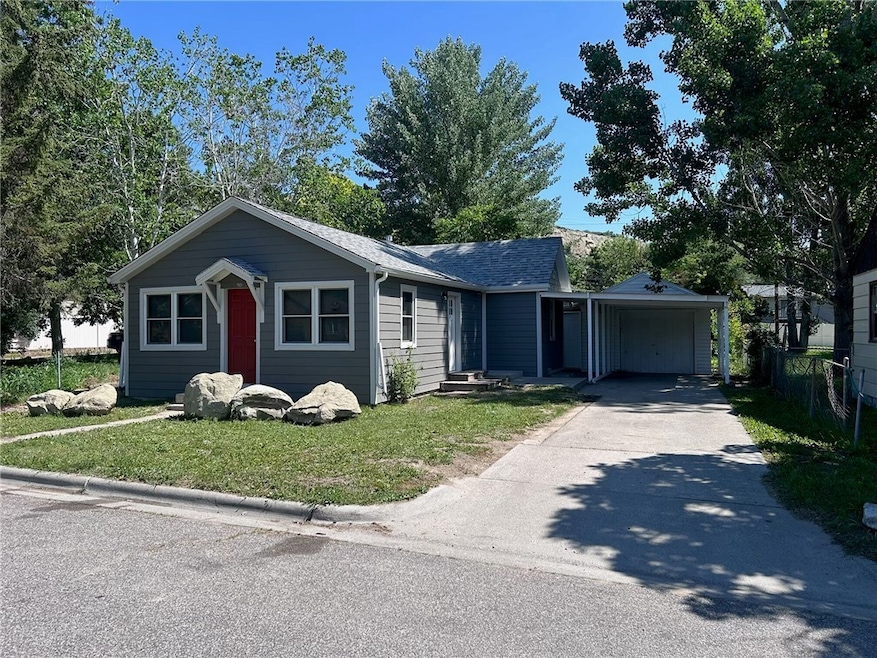 901 N 19th St, Billings, MT 59101 - photo 1