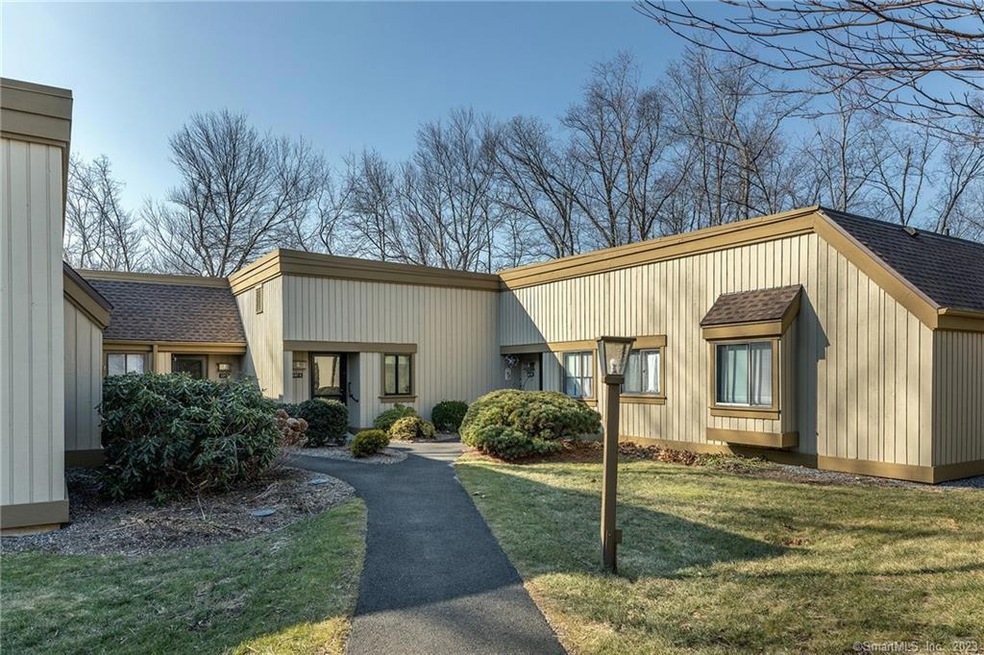 807 Heritage Village unit C, Southbury, CT 06488 - photo 1